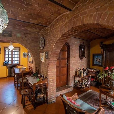 Casa Lazzaro Al Centro Di Siena Villa Exterior foto